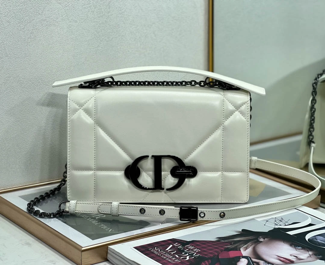 i0b861d514ef4f16f8c79598d54e59494