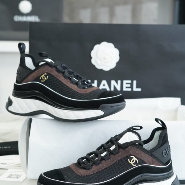 𝐂𝐡𝐚𝐧𝐞𝐥 Panda Sneakers  Size 5.5 UK