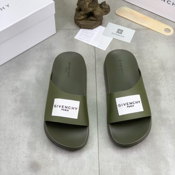 Givenchy Unisex Slippers Size 46 /11